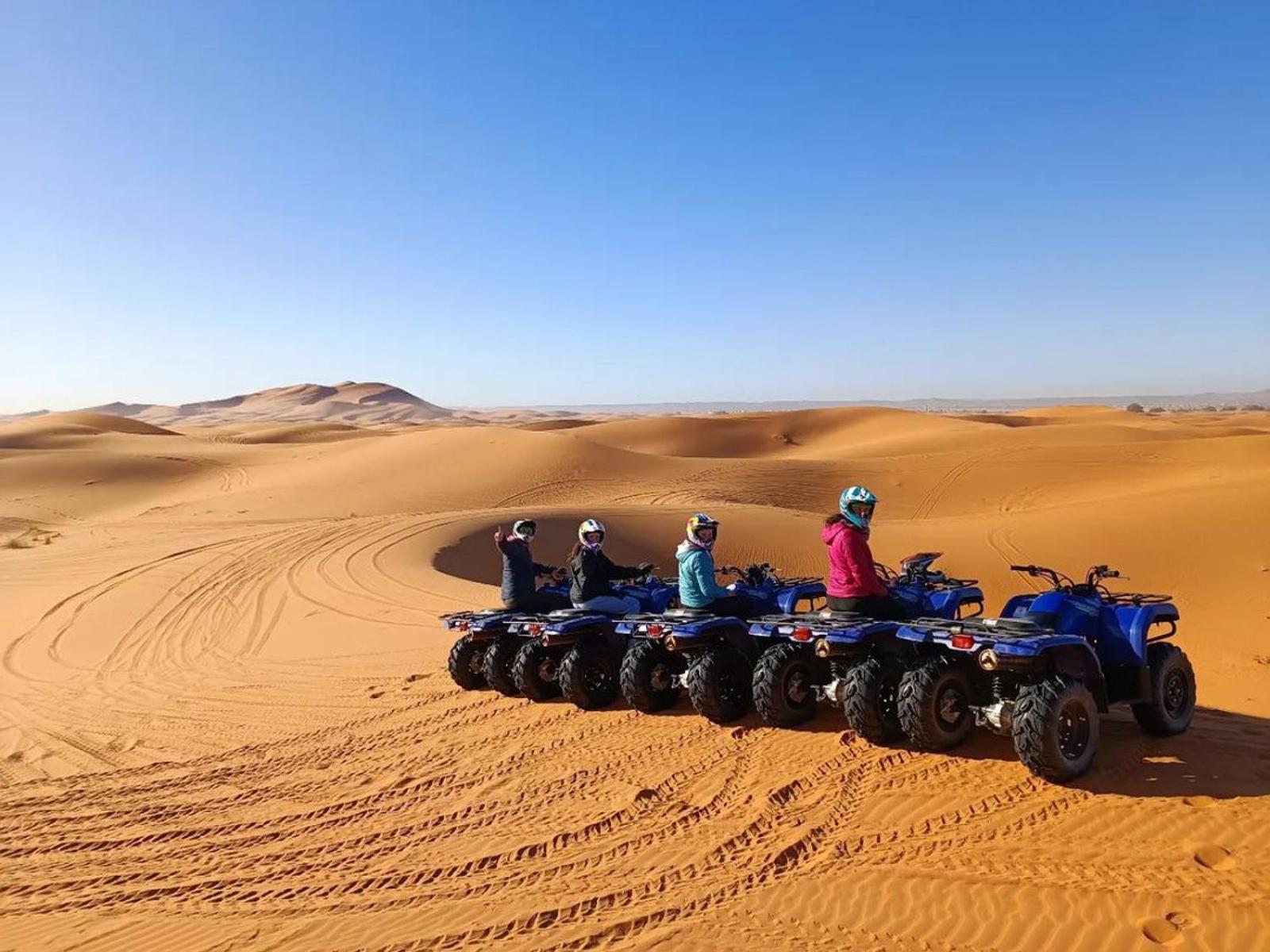 Merzouga Nomadic Luxury Camp מראה חיצוני תמונה