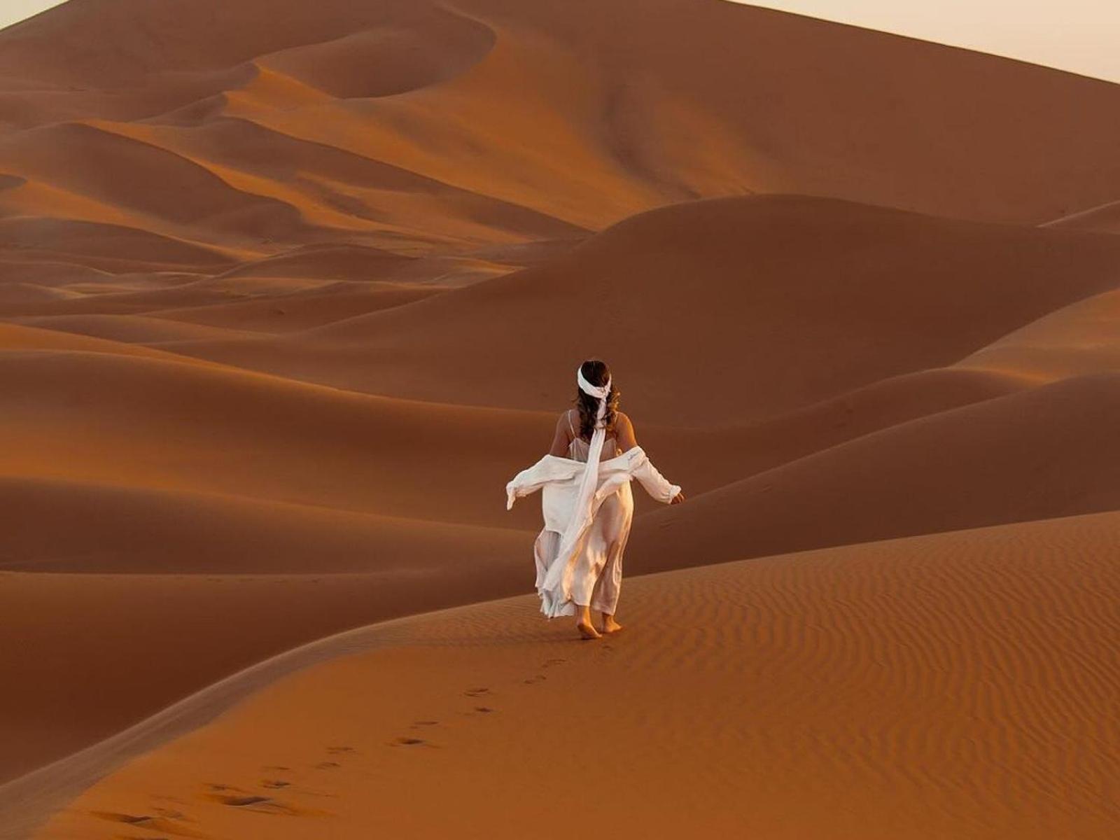 Merzouga Nomadic Luxury Camp מראה חיצוני תמונה